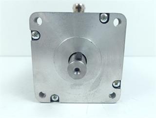 ik-industry/pd/berger-lahr-servomotor-vrdm-3111750-lwc-unused-und-ovp-82398-4.jpg