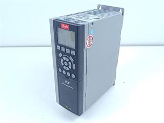 ik-industry/pd/danfoss-131b0037-fc-302p1k5t5e20h1xg-400v-15kw-keypad-neu-unbenutzt-82089-4.jpg