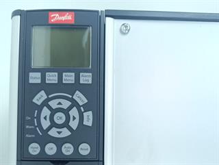 danfoss-fc-102p30kt4e20h1xgxxxxsxxxxaxbxcxxxxdx-tested-und-top-zustand-83568-1.jpg