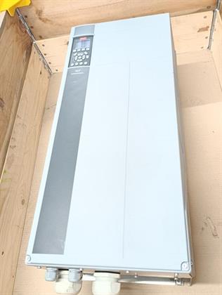 danfoss-fc-302-fc-302p75kt5e55h1bg-131b6040-400v-75kw-tested-und-neuwertig-82315-1.jpg