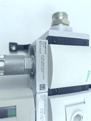 ik-industry/pd/festo-ms6-em1-12-s-ms6-lfr-12-d7-c-r-v-a4-top-zustand-79575-3.jpg
