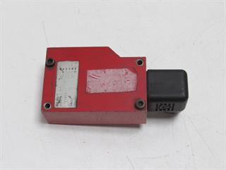 leuze-electronic-rk-857-lichtschranke-rk857-70916-1.jpg