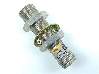 ik-industry/pd/omron-e2eg-x2b1-m1-induktiver-naeherungsschalter-neuwertig-80959-2.jpg