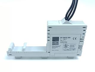 ik-industry/pd/rittal-sv-9635300-sv9635300-690v-16a-awg-14-top-zustand-81790-2.jpg