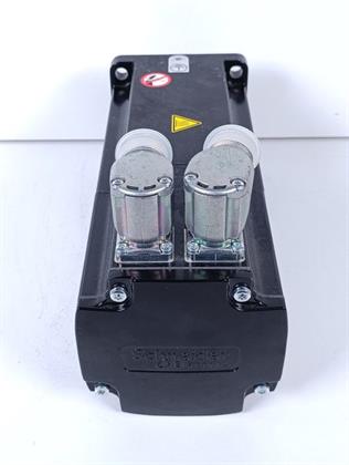 ik-industry/pd/schneider-electric-servomotor-bmh1003p07f2a-2669-kw-nmax-6000min-unused-79348-4.jpg