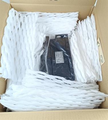 ik-industry/pd/yaskawa-reactor-uzba-b-0011mh-440v-5060hz-unused-und-ovp-79235-3.jpg