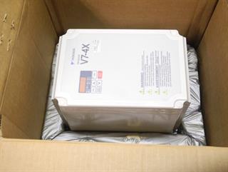ik-industry/pd/yaskawa-varispeed-v7-4x-drive-cimr-v7cu23p7-cimr-v7cu23p74-unbenutzt-ovp-73092-5.jpg