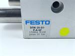 festo-fuehrungszylinder-dfm-20-50-p-a-gf-170844-b108-top-zustand-78106-3.jpg