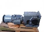 lenze-servomotor-m55ap132m045efrut-getriebe-g50bb243msar3c00-unused-84530-2.jpe