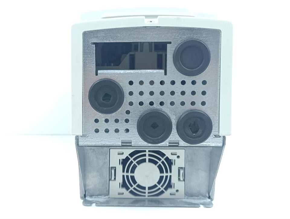 abb-acs800-frequenzumrichter-acs800-01-0004-5e202l503-tested-und-top-zustand-81552-4.jpg