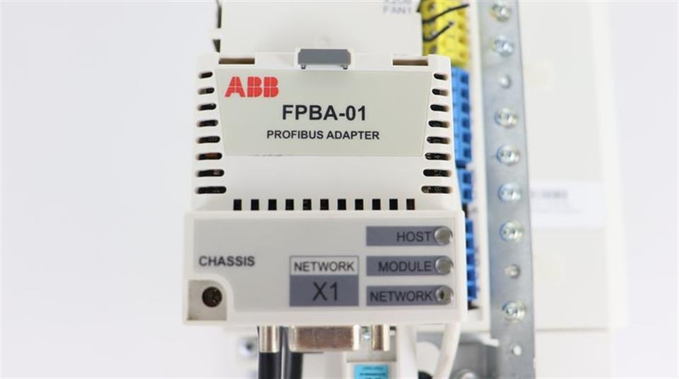abb-acs880-104-0044a-3p922-inverter-top-zustand-59812-5.jpg