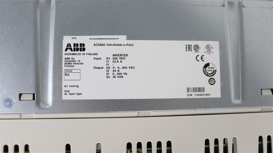 abb-acs880-104-0044a-3p922-inverter-top-zustand-59812-6.jpg