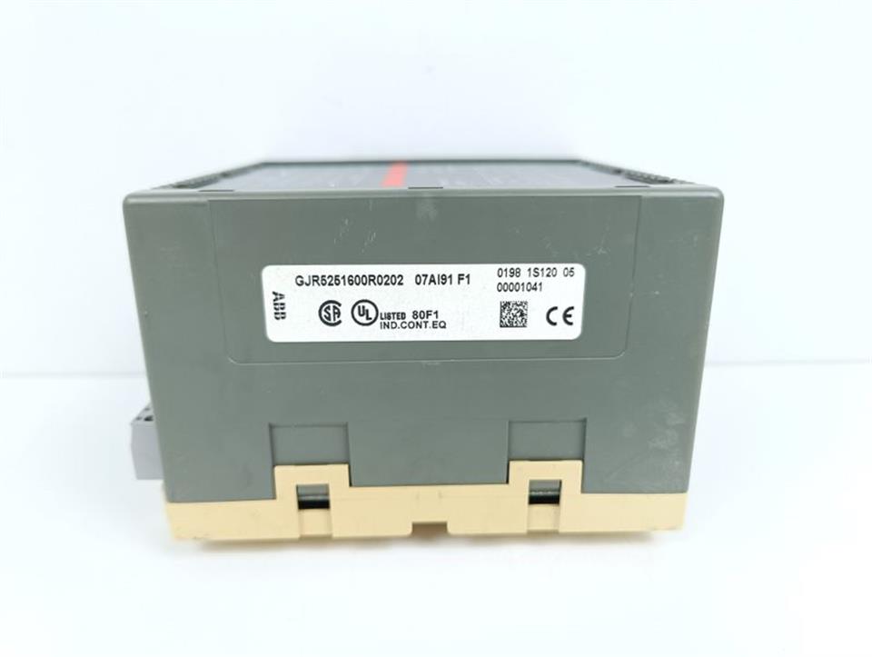 abb-advant-controller-gjr5251600r0202-07ai91-f1-top-zustand-79912-4.jpg