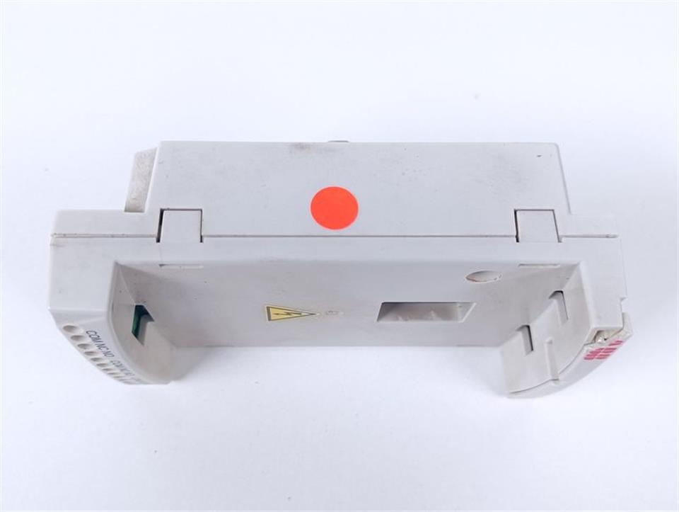 abb-oy-mrel-01-cover-is-broken-78548-2.jpg
