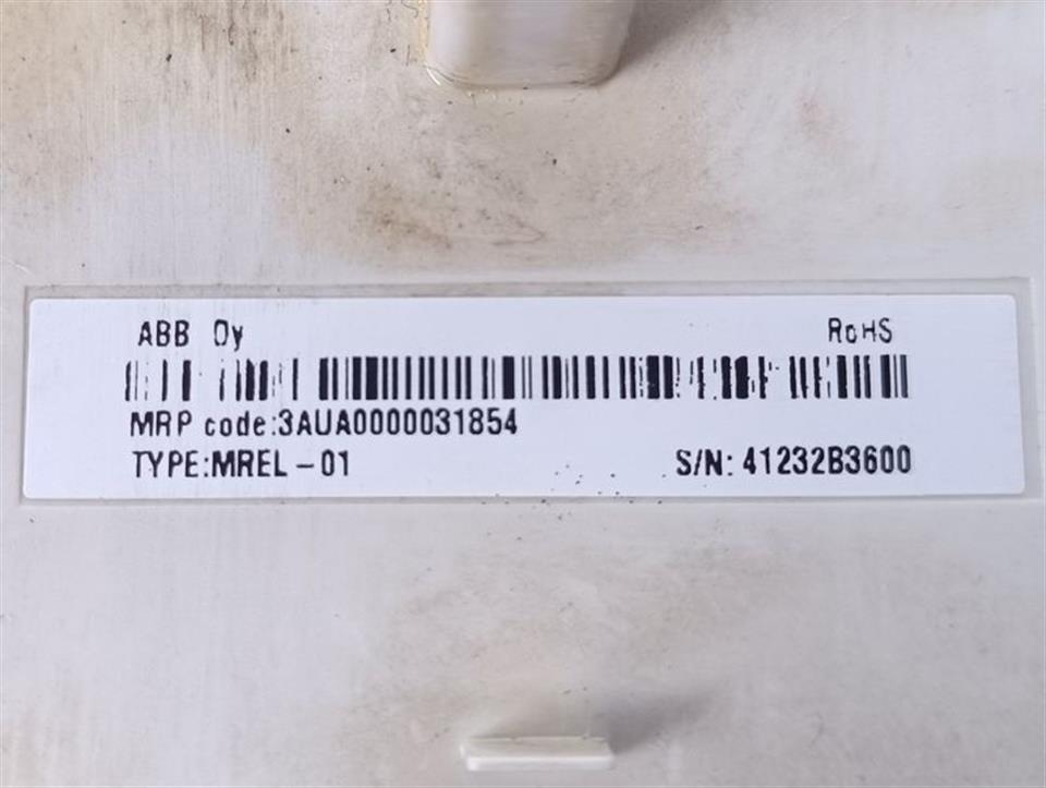 abb-oy-mrel-01-cover-is-broken-78548-6.jpg