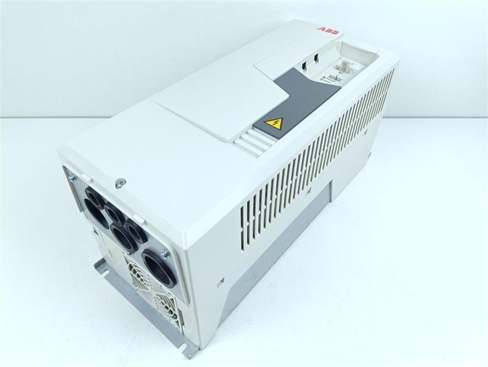 acs580-01-032a-4-wechselrichter-v-12015-tested-und-neuwertig-83239-1.jpg