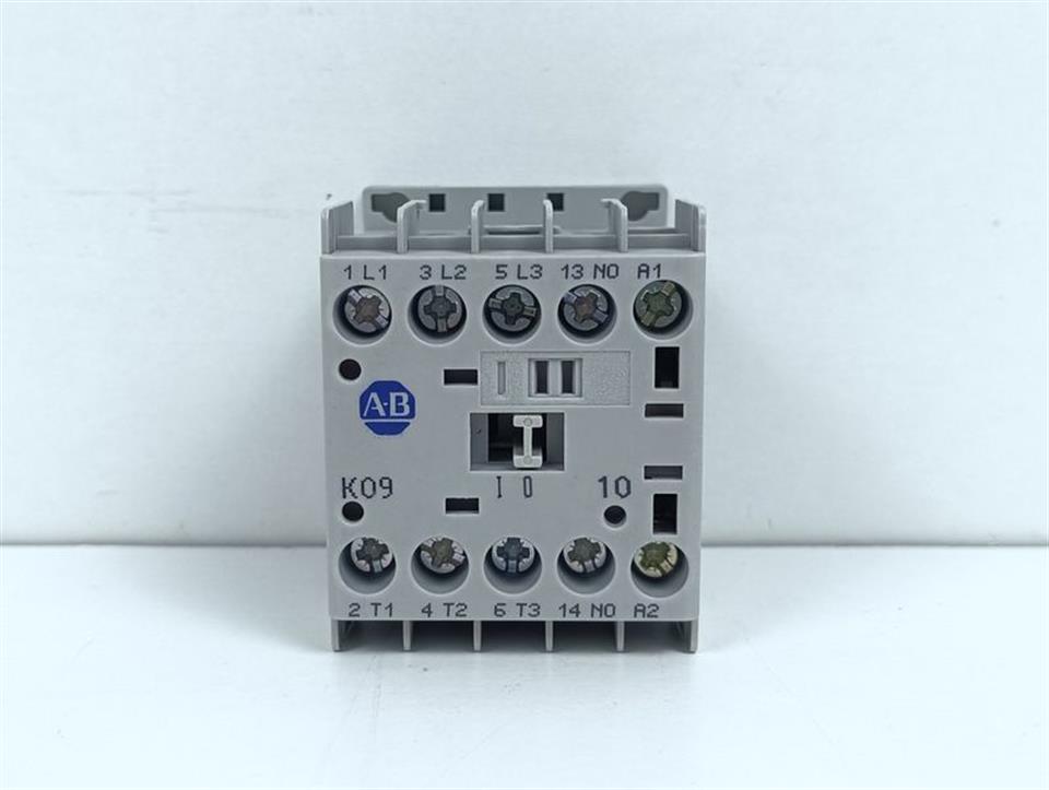 allen-bradley-100-k09dj10-mini-contactor-bulletin-100-100-k0910-unused-und-ovp-80973-4.jpg