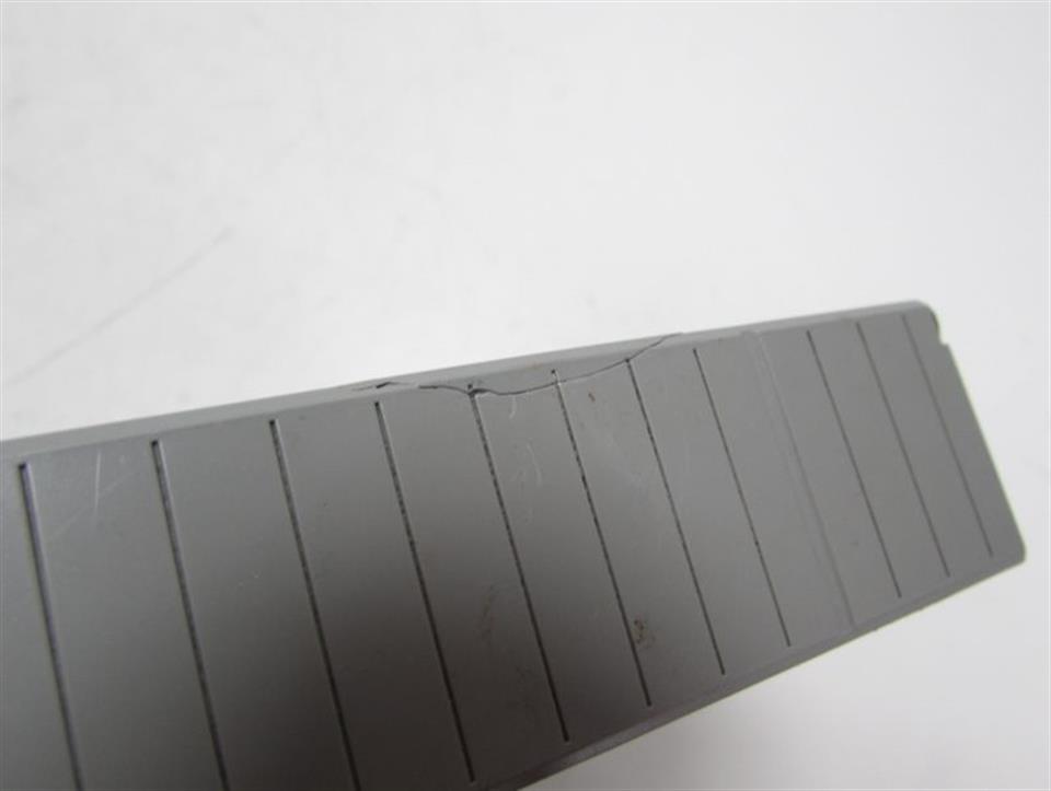 allen-bradley-1746-0w8-1746-ow8-sera-sl500-output-module-top-zustand-53101-3.jpg