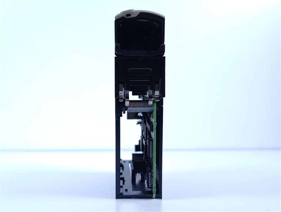 Allen Bradley 1756-0F8 A Part no: 96241279 A01 REV. L01 TESTED & TOP ZUSTAND