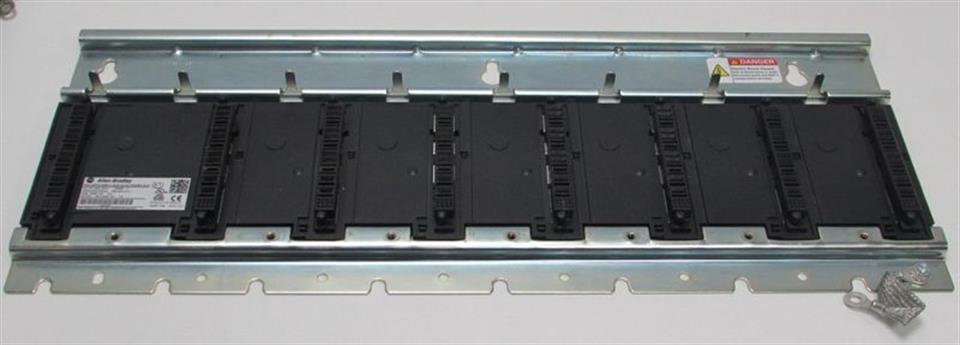 allen-bradley-bulletin-2904-7-axis-slim-power-rail-2094-prs7-ser-a-top-zustand-53631-2.jpg