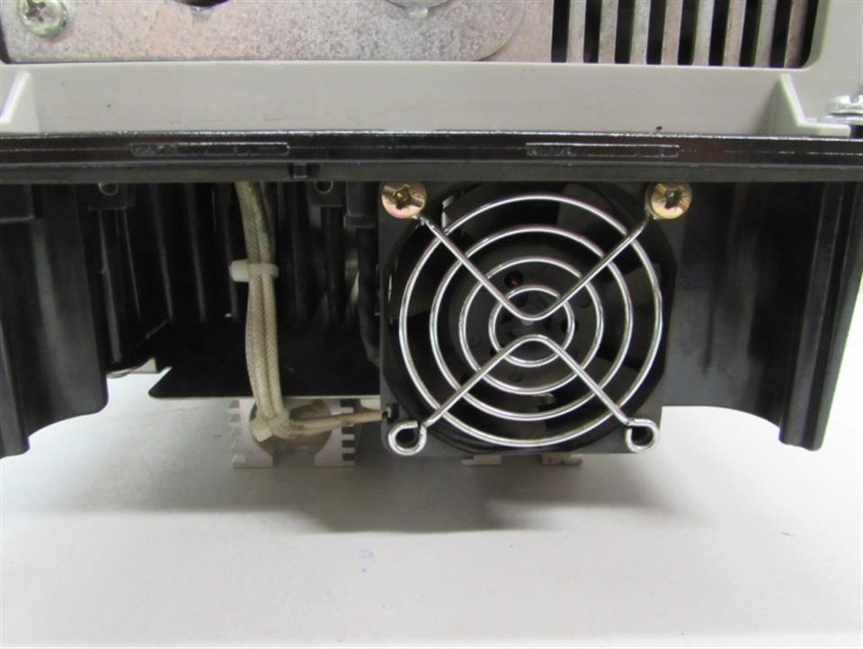 allen-bradley-powerflex-70-ac-drive-20ac011f0aynanc0-400v-4-55kw-top-zustand-71558-7.jpg