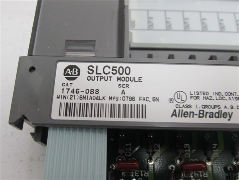 allen-bradley-slc-500-1746-0b8-output-module-sera-neuwertig-54321-4.jpg