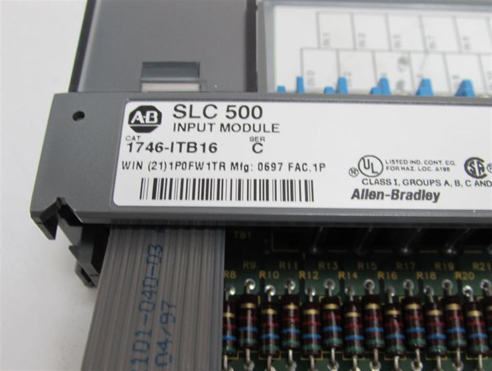 allen-bradley-slc-500-1746-itb16-input-module-ser-c-top-zustand-54318-4.jpg