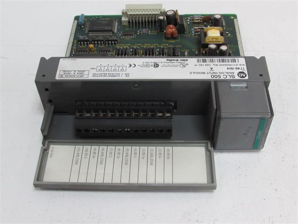 allen-bradley-slc-500-1746-ni4-analog-input-module-ser-a-top-zustand-54317-2.jpg