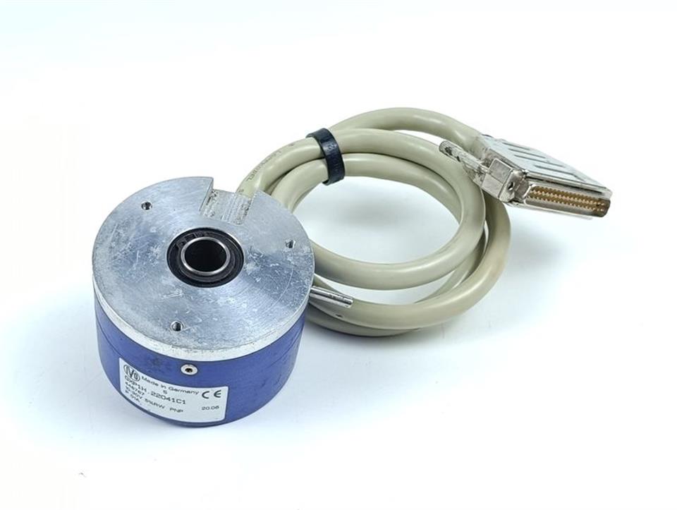 baumer-gxp1h22041c1-idnr-448767-10-30v-55rw-pnp-top-zustand-81340-2.jpg