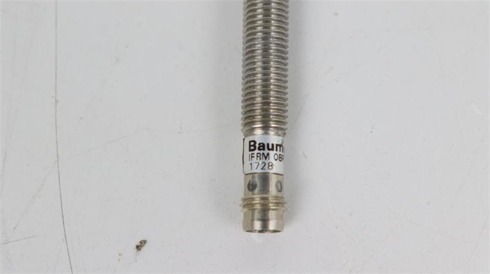baumer-induktiver-naeherungsschalter-ifrm-08p1702s35l-top-zustand-60976-2.jpg