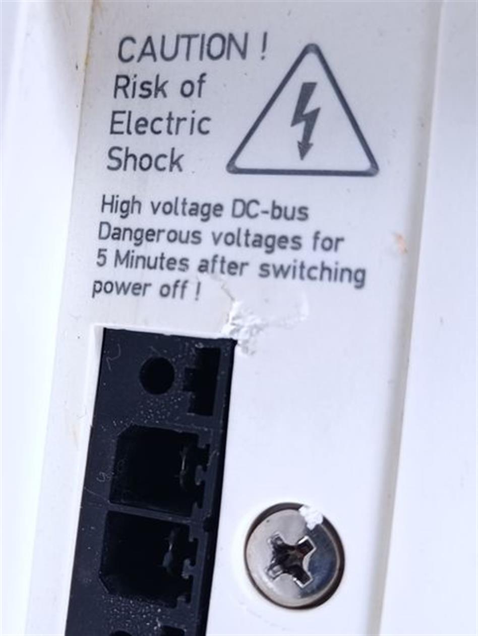 Beckhoff AX5203-0000-0200 Servo Drive Gehäuse gebrochen TESTED & TOP ZUSTAND