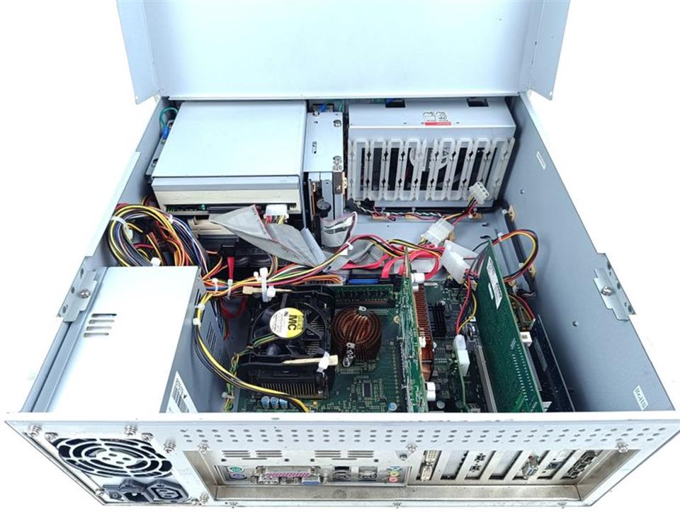 Beckhoff C5102-0030 CB1051-0004 + GeForce 9500GT FWB-PCIE1X20 BECKHOFF FC3101_4