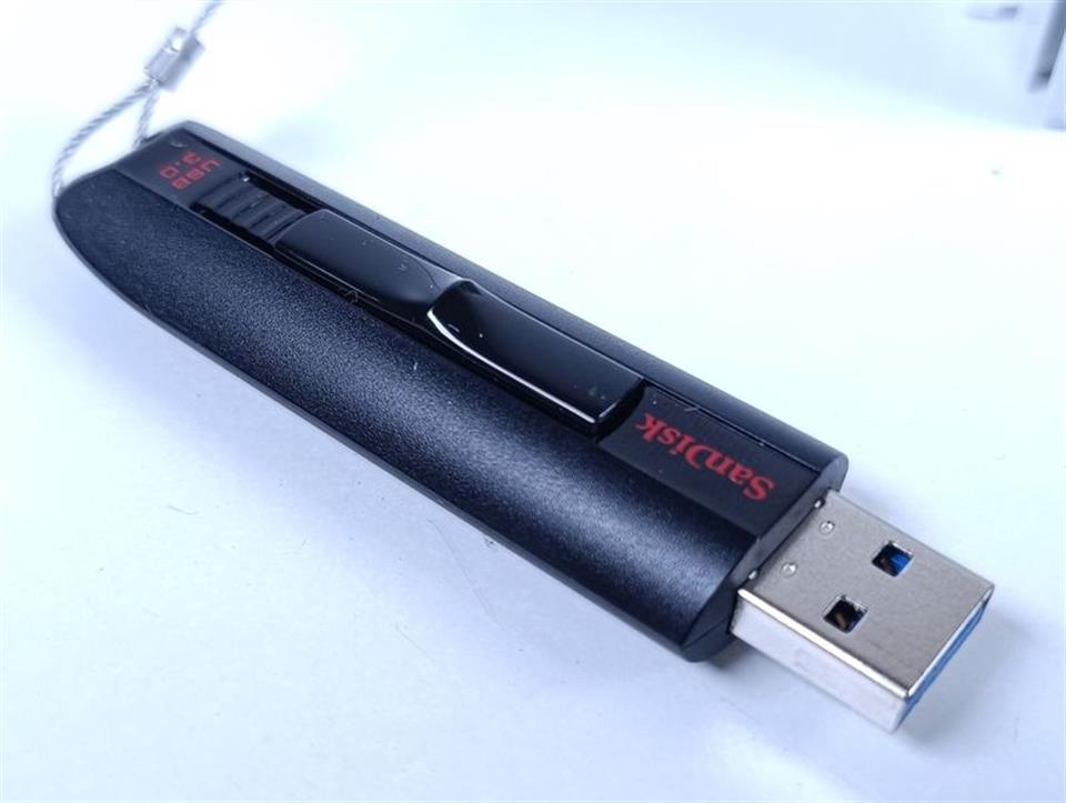 Beckhoff CX2030-0130-1003 / 4GB + CX2100 + USB Stick TESTED & TOP ZUSTAND