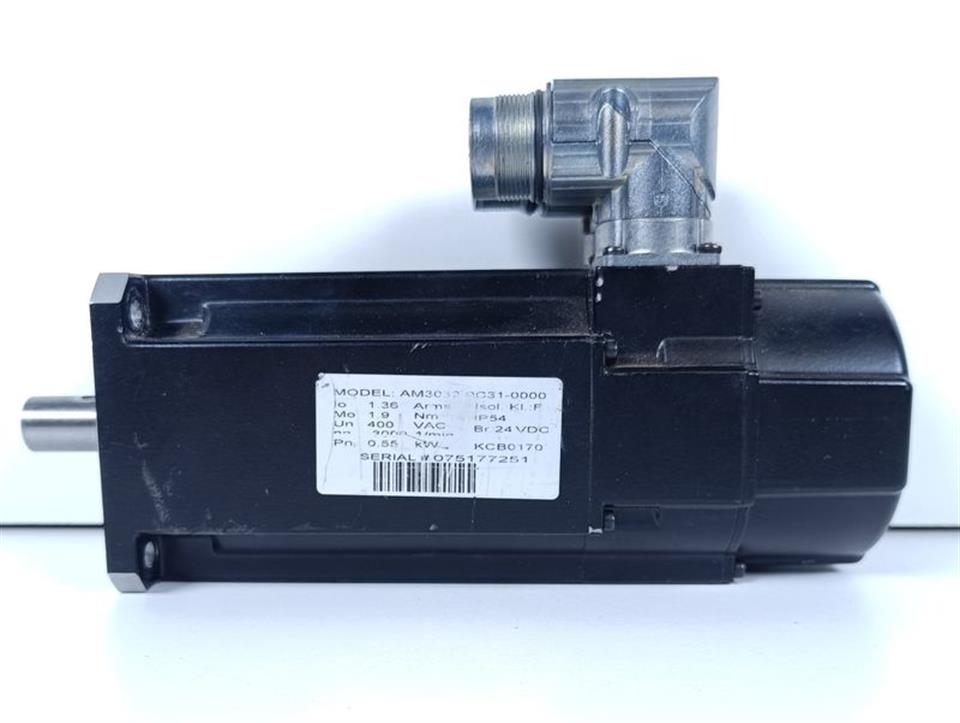 Beckhoff Servomotor AM3032-0C31-0000 NEUWERTIG