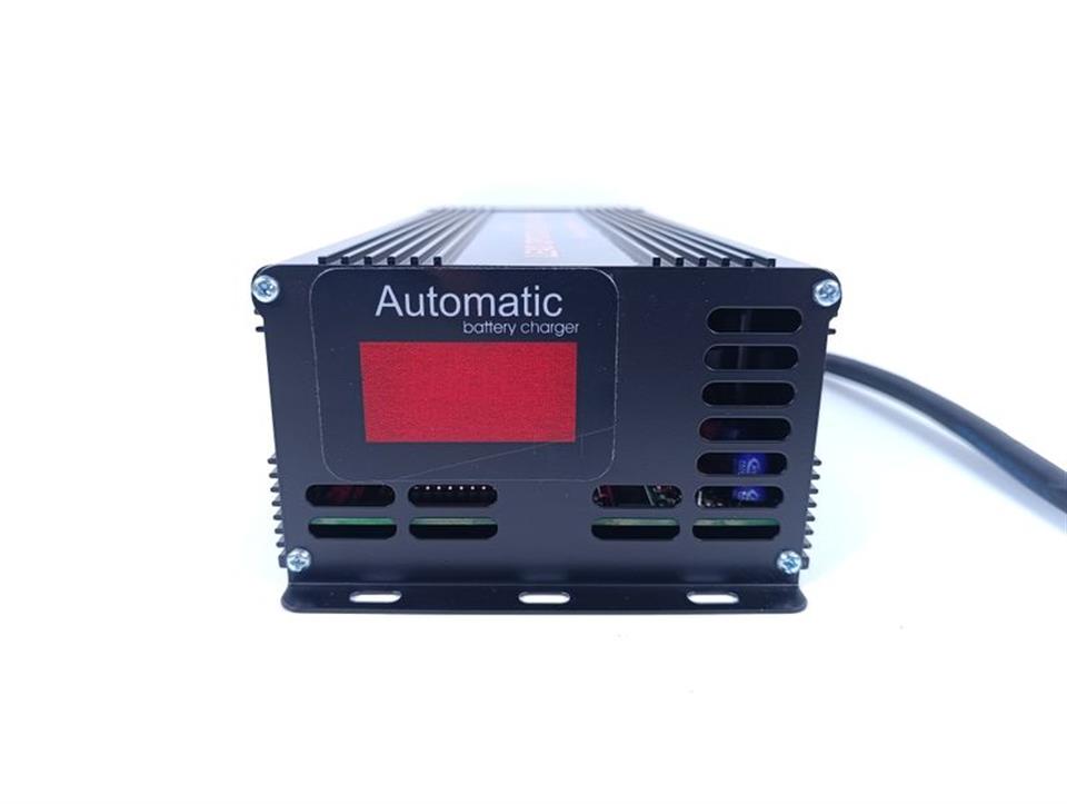 betta-batteries-lead-crystal-battery-chargers-klemmen-220v-50hz-unused-und-ovp-79793-5.jpg