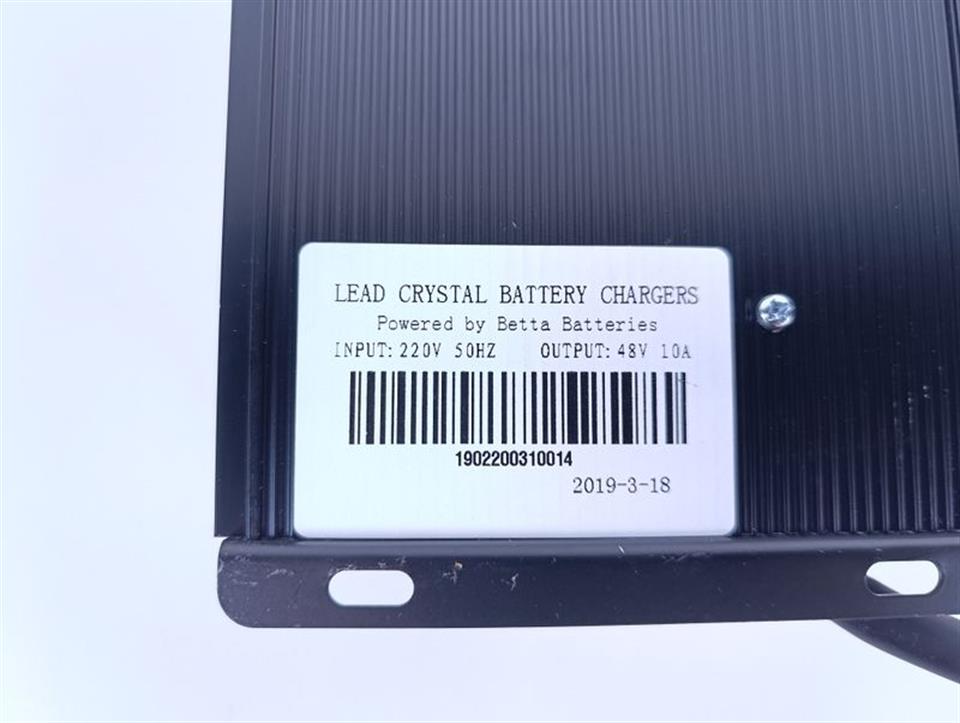 betta-batteries-lead-crystal-battery-chargers-klemmen-220v-50hz-unused-und-ovp-79793-7.jpg
