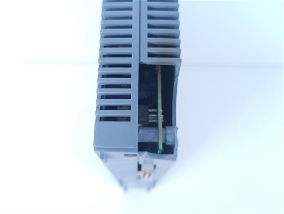 bundr-automation-digitales-eingangsmodul-2di4266-rev20-tested-78663-6.jpg