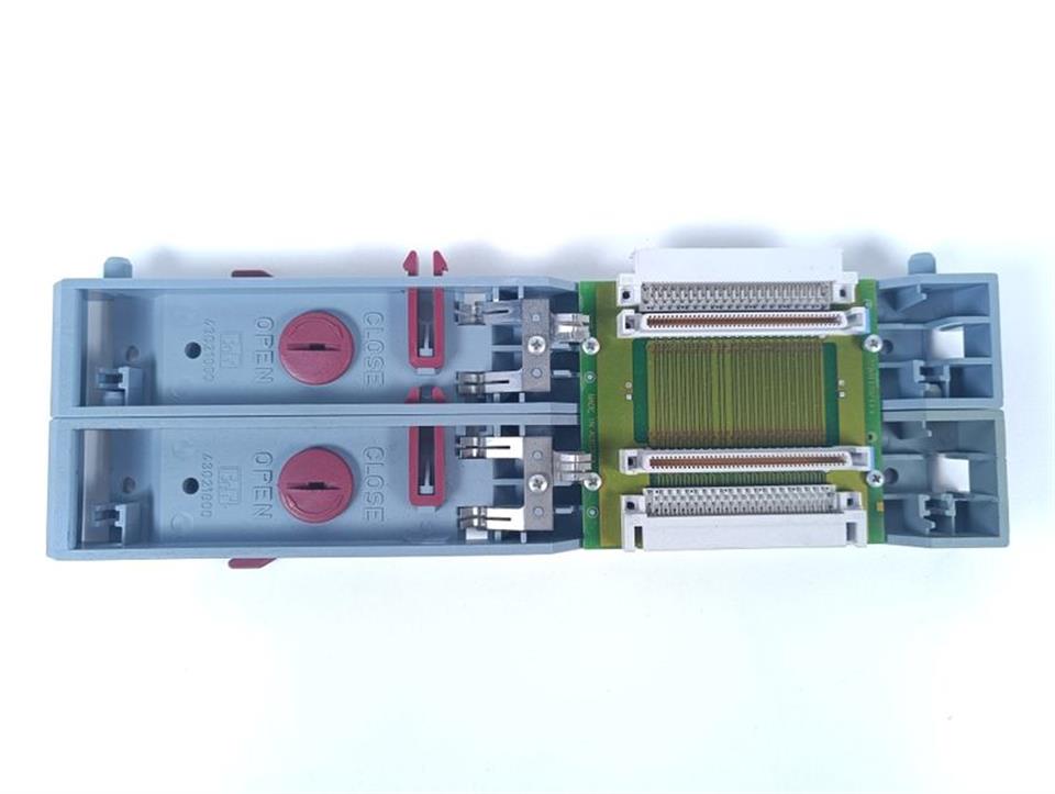 bundr-rack-backplane-2bp1013-rev0000-top-zustand-78507-3.jpg