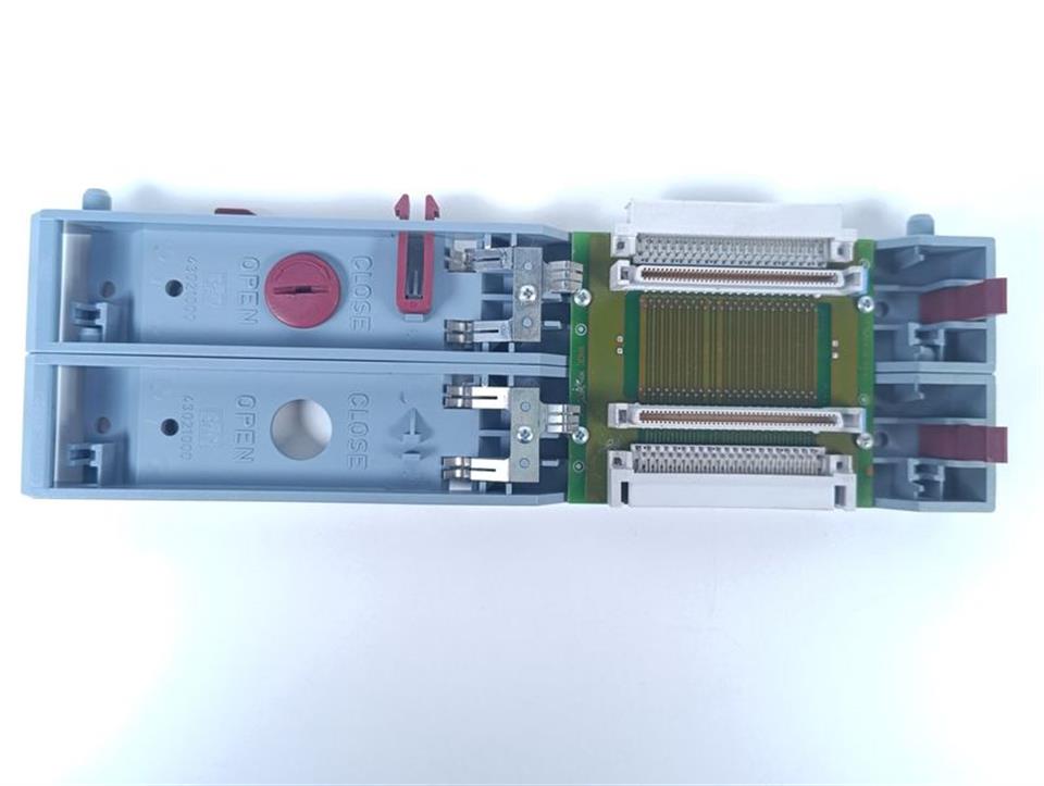 bundr-rack-backplane-2bp1013-rev0000-top-zustand-78659-3.jpg