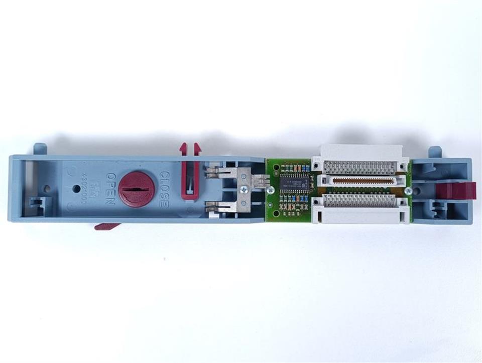 bundr-rack-backplane-2bp2004-rev1100-top-zustand-78514-3.jpg