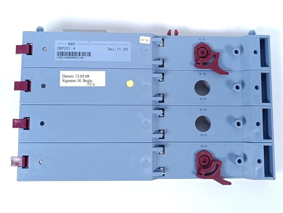 bundr-rack-backplane-2bp2014-rev1100-top-zustand-78517-2.jpg