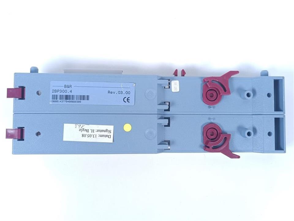 bundr-rack-backplane-2bp3004-rev0300-top-zustand-78513-2.jpg