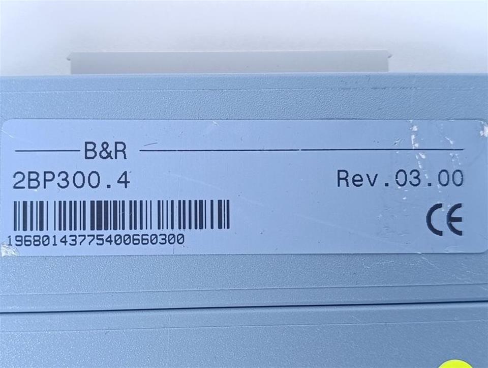 bundr-rack-backplane-2bp3004-rev0300-top-zustand-78513-4.jpg