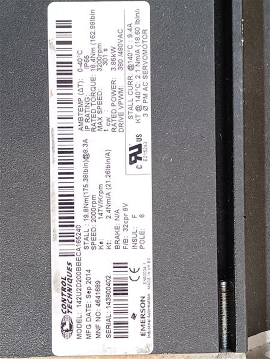 Control Techniques 142U2D200BBECA165240 Servomotor 4641689 3,85kW NEUWERTIG