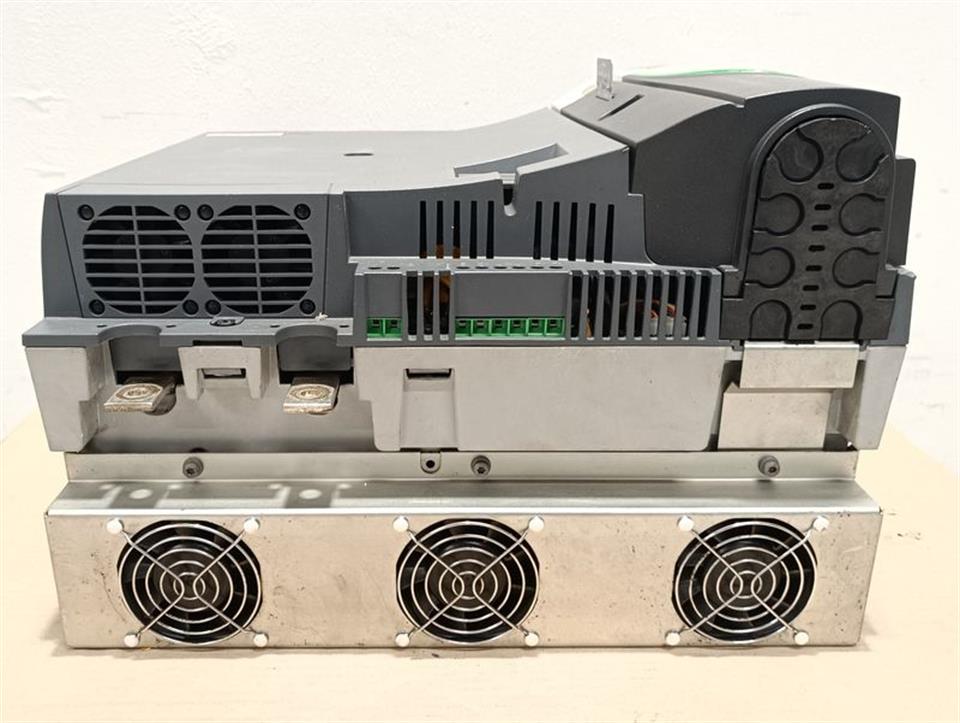 control-techniques-emerson-mp350a4-125kw-200hp-tested-und-top-zustand-77937-4.jpg