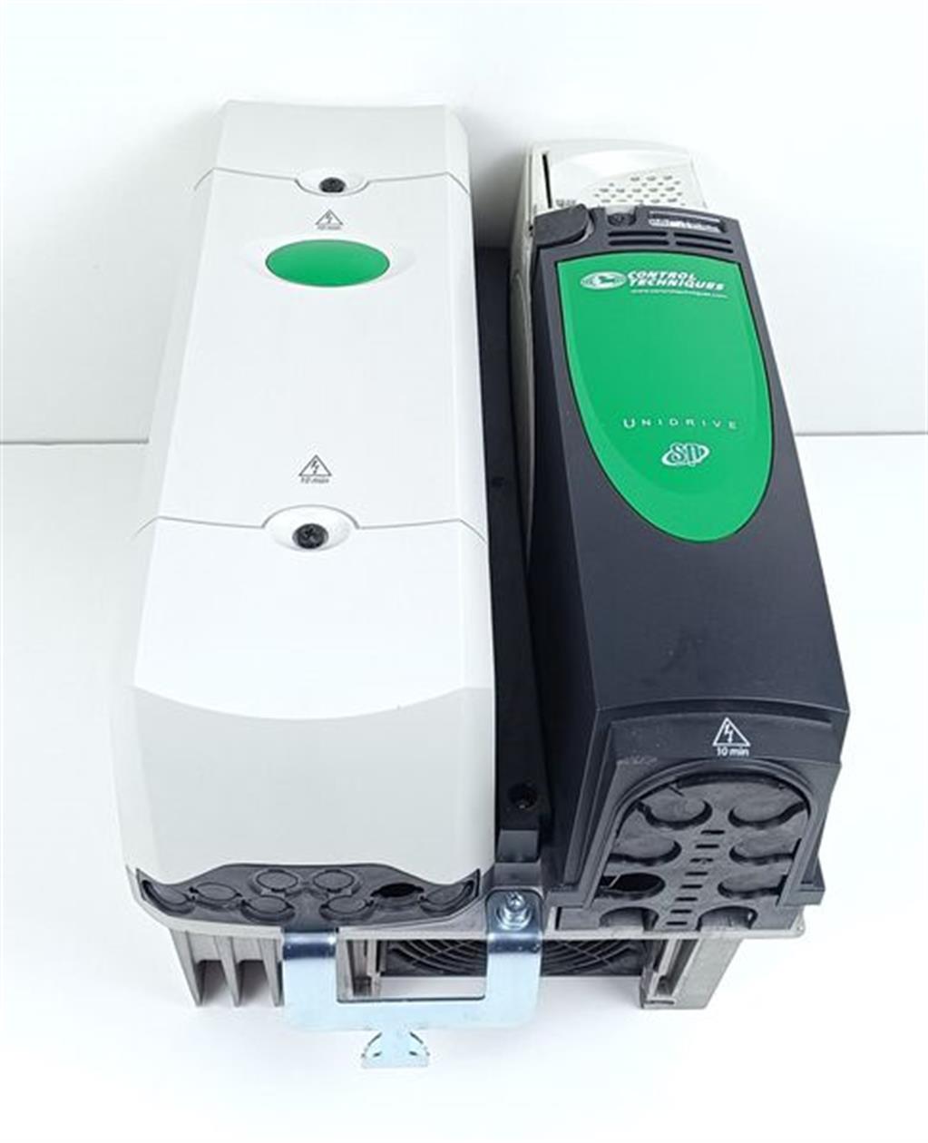 Control Techniques Emerson Unidrive SP SP3403 0-480V  22/30kW TOP ZUSTAND