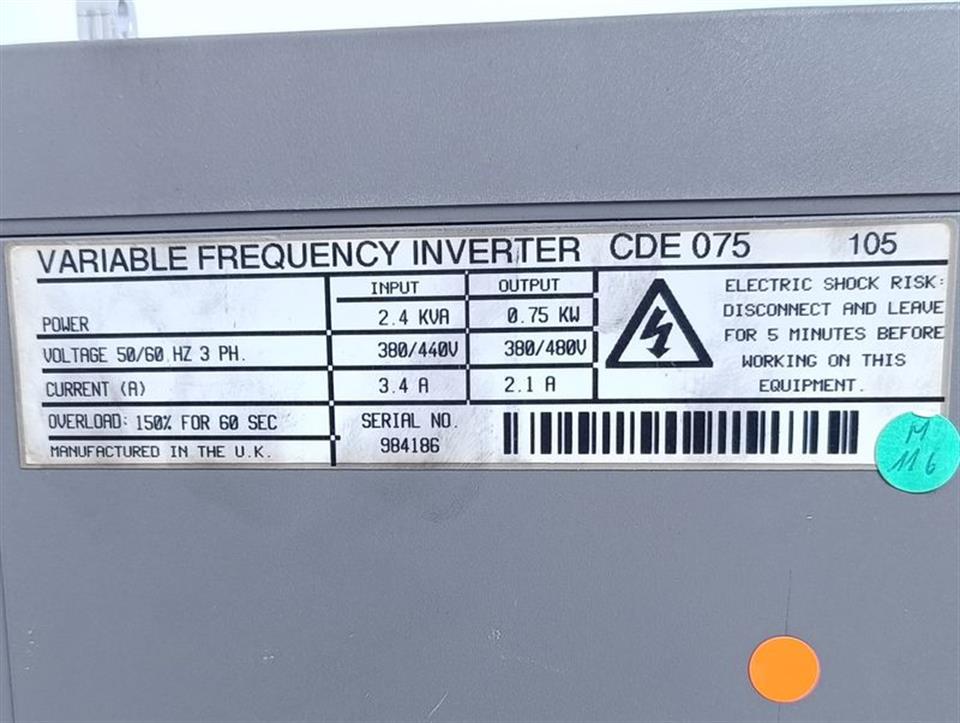 Control Techniques Frequenzumrichter  CDE 075 0,75kw  2,1 A GEBRAUCHT GUT
