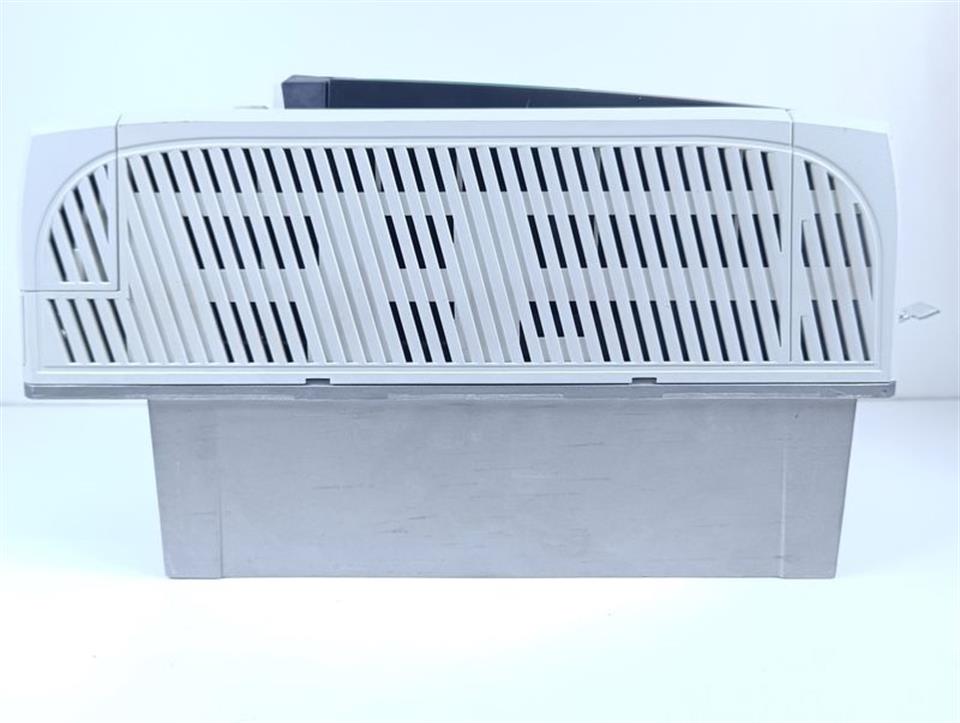 Control Techniques SP2404 0-480V 29.0A 15.0 kW TESTED & TOP ZUSTAND