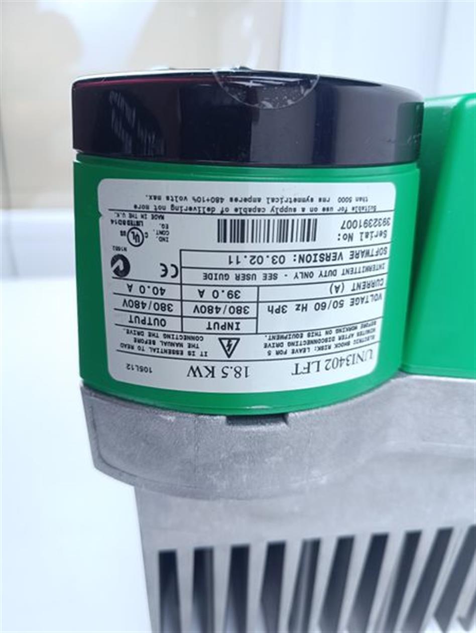 control-techniques-unidrive-uni3402-lft-185kw-400v-400a-tested-und-top-zustand-78686-3.jpg