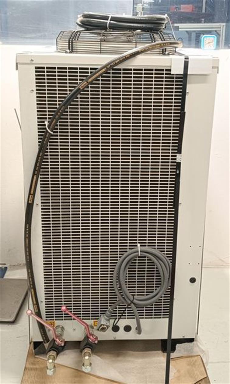 cosmotec-stulz-kuehlgeraet-kuehlanlage-10kw-ora9502207c000-neuwertig-63573-3.jpg